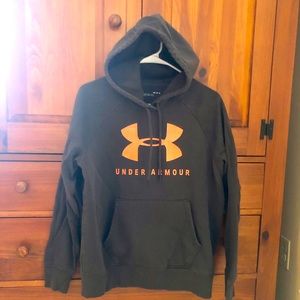 Women’s UA Classic Logo Fleece Hoodie- sz MED